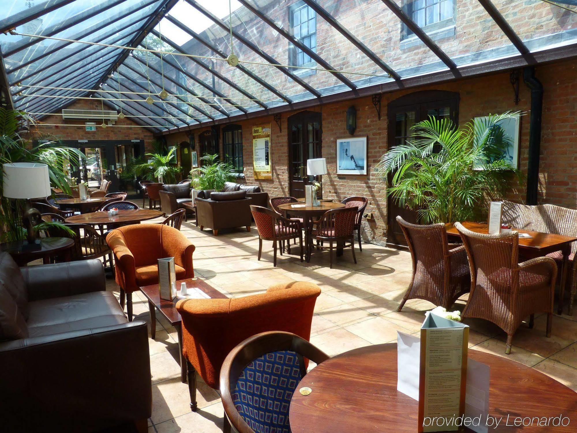The Atherstone Red Lion Hotel Екстериор снимка